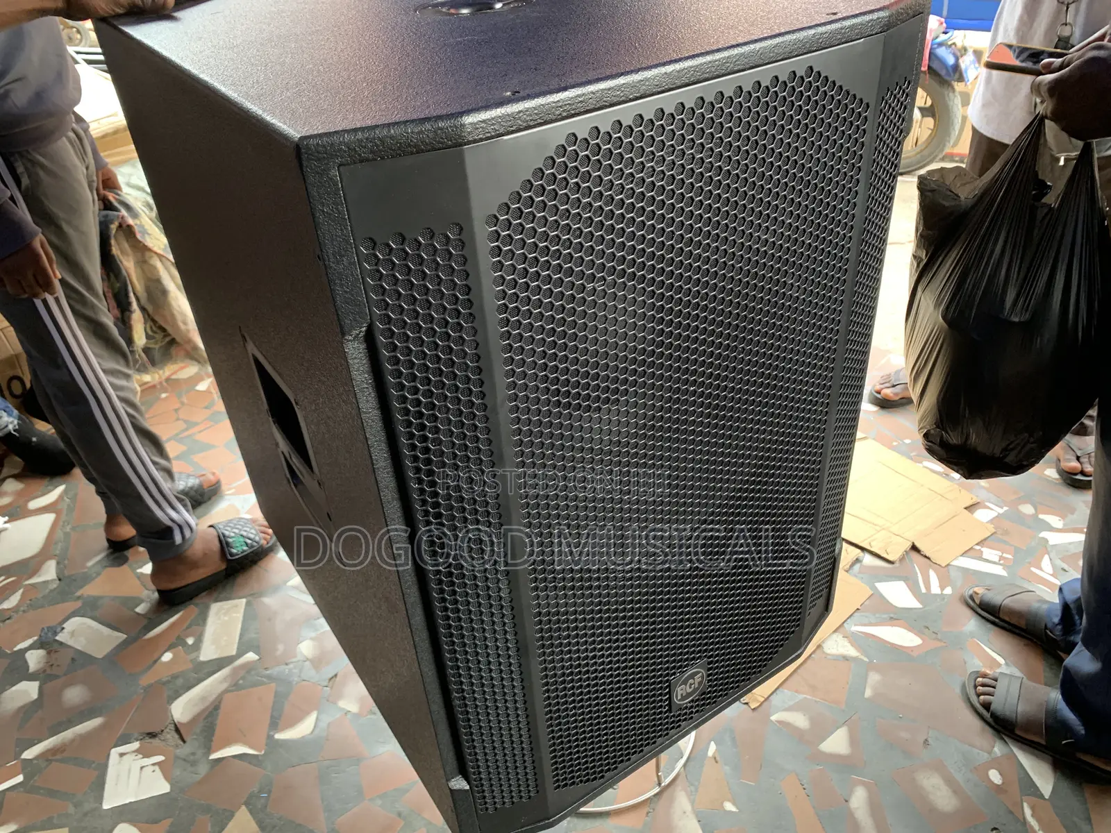 RCF TT18 Active Bass Speaker