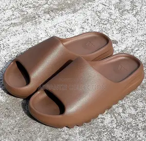 Adidas Yeezy Slides