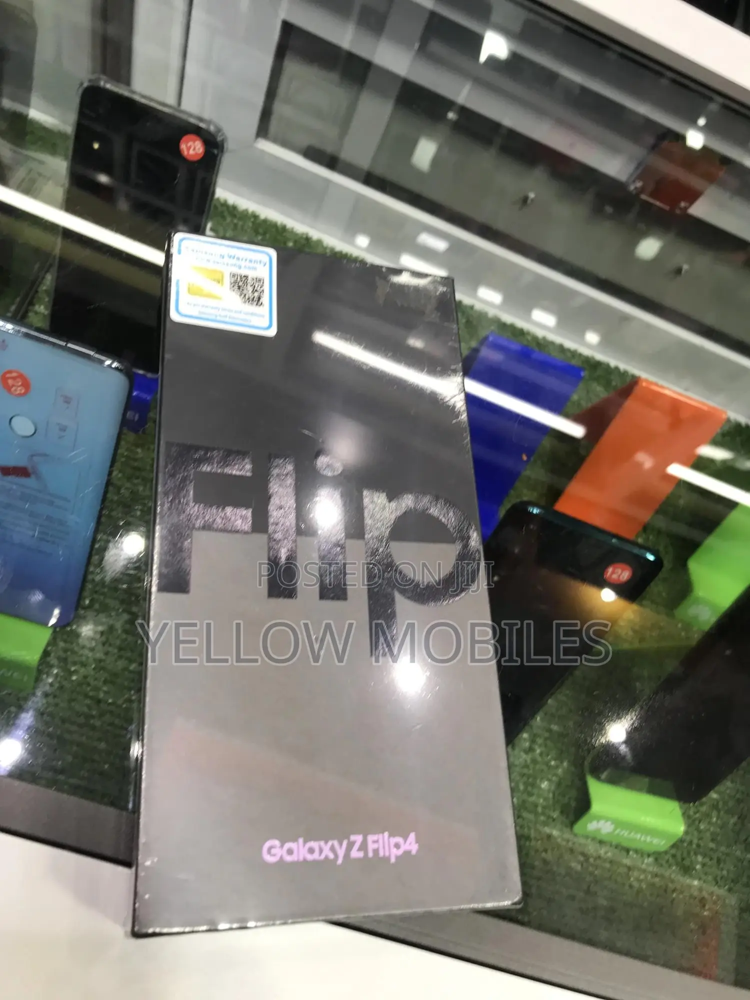 New Samsung Galaxy Z Flip4 256 GB Purple