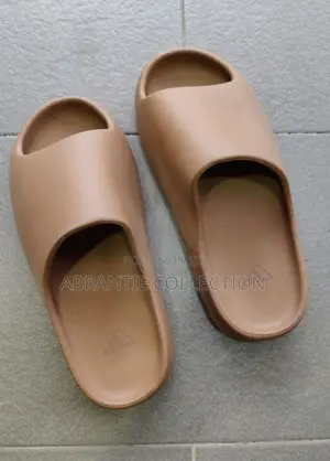 Adidas Yeezy Slides