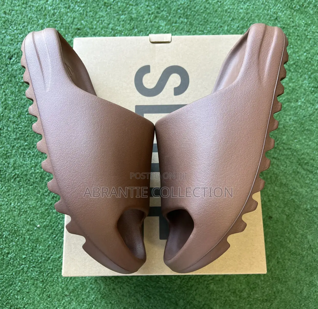 Adidas Yeezy Slides