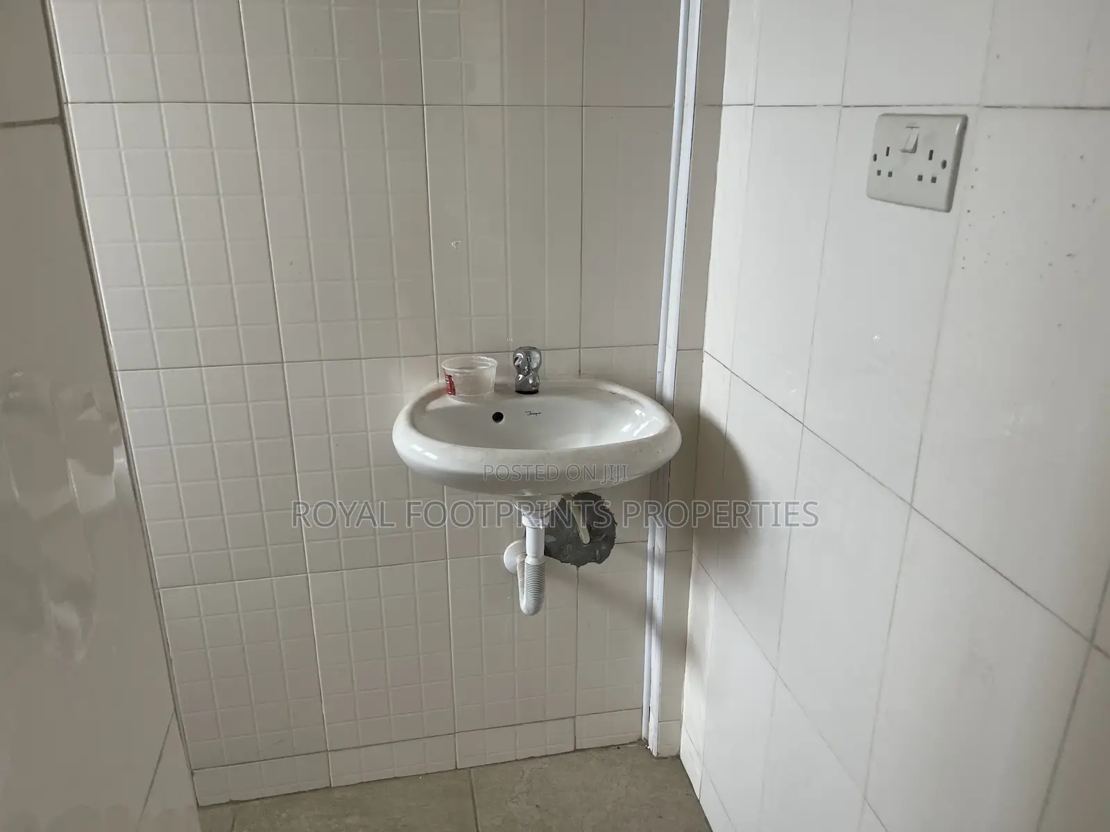 2bdrm Apartment in Royal Footprints, Adenta for rent