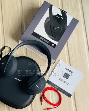 Bose 700 Wireless Headset With Case ( Noise Cancelation )