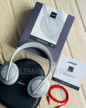 Bose 700 Wireless Headphone With Case ( Noise Cancelation