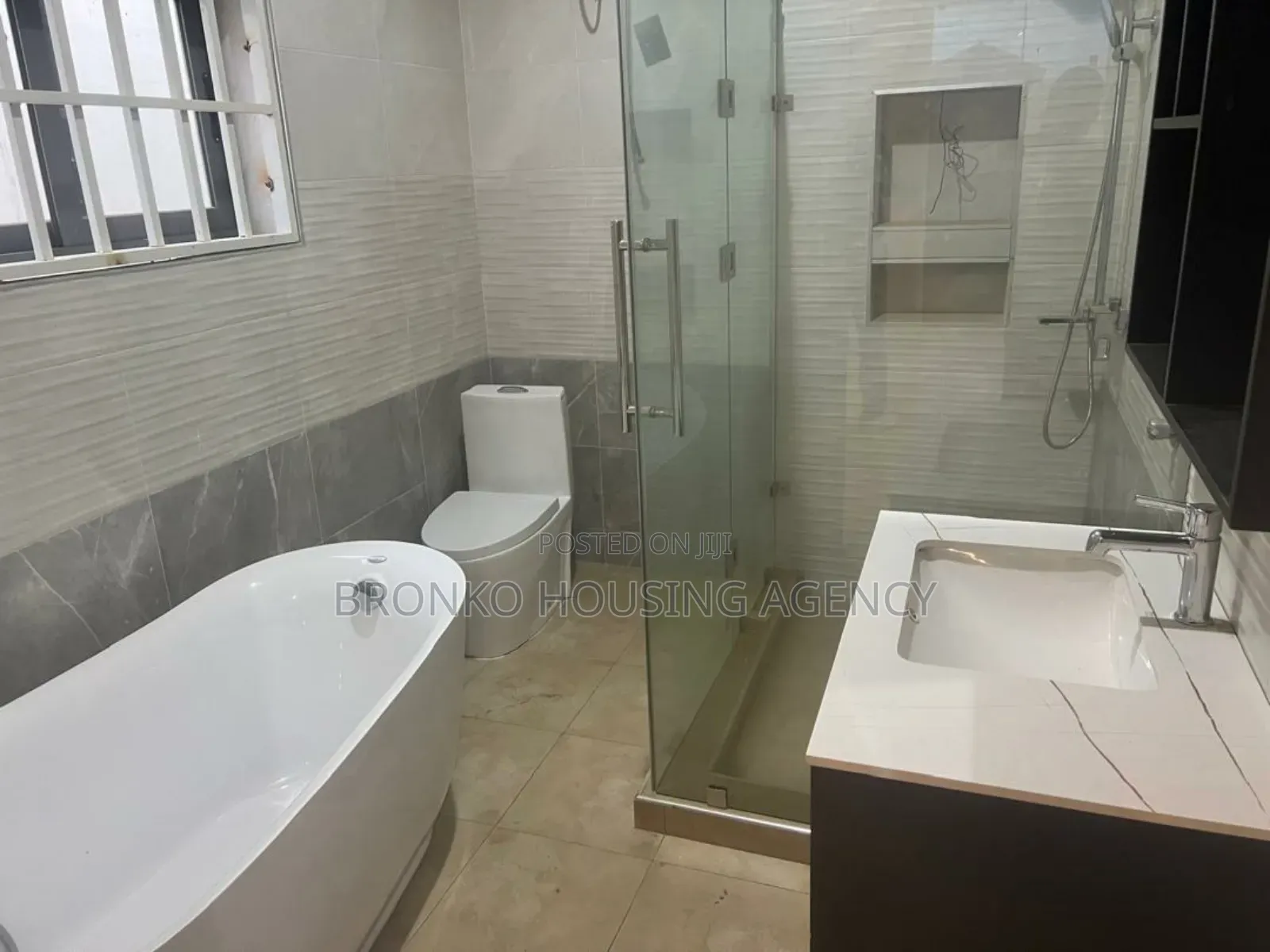 4bdrm House in Bronko Housing, Spintex for sale
