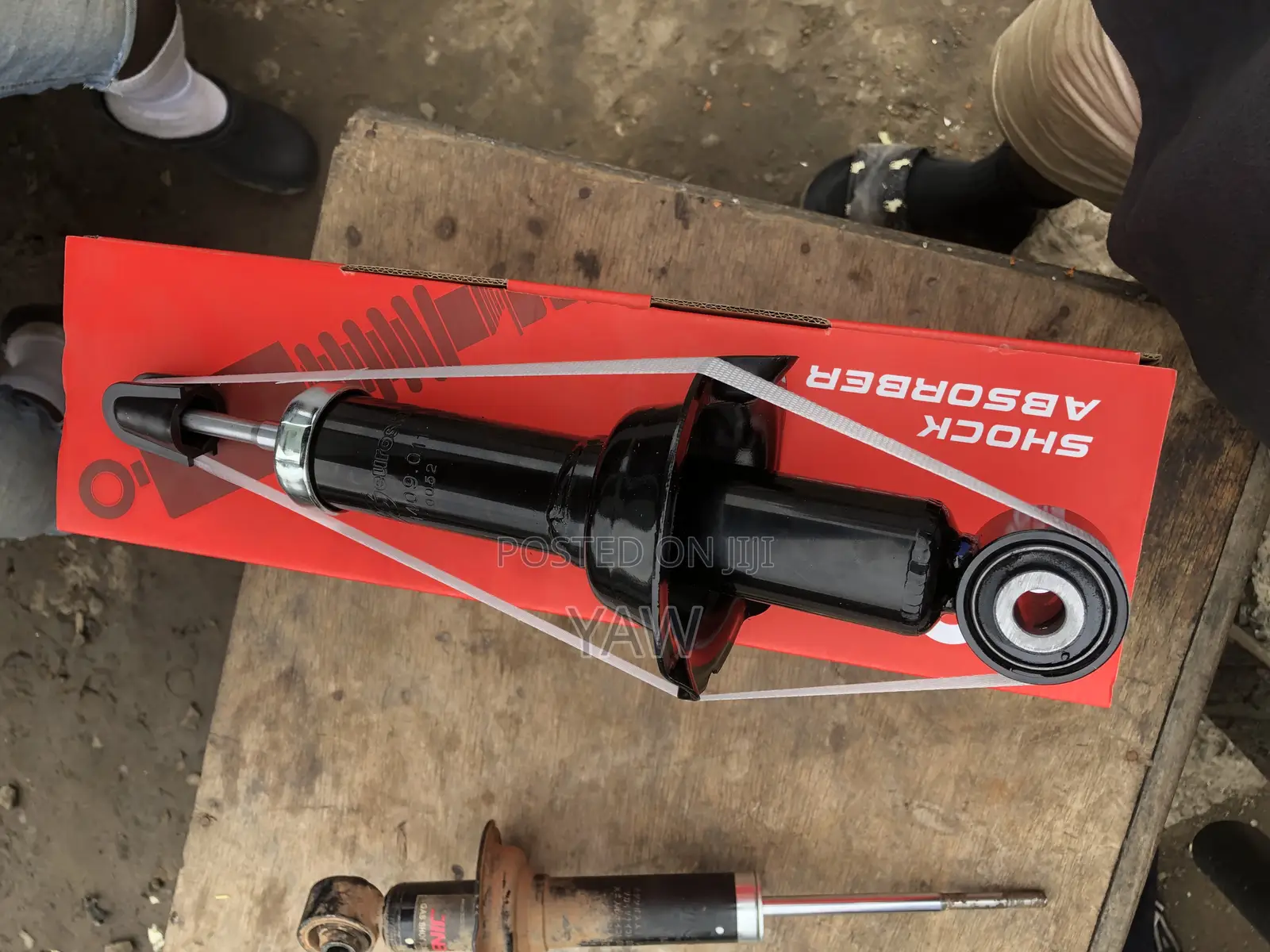 Honda CR-V 2012-2014 Back Shock Absorber
