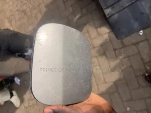 Corolla 2003 Tank Cover Replacement