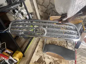 Toyota Corolla 2003 2004 2005 2006 2007 2008 Front Grille