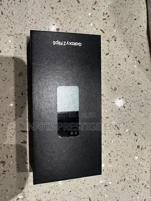 New Samsung Galaxy Z Flip5 512 GB Black