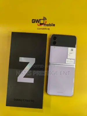New Samsung Galaxy Z Flip 3 128 GB