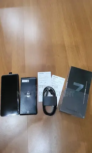 New Samsung Galaxy Z Flip 3 128 GB