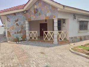 3bdrm House in Manet Viile Estate, Airport Residential Area for sale