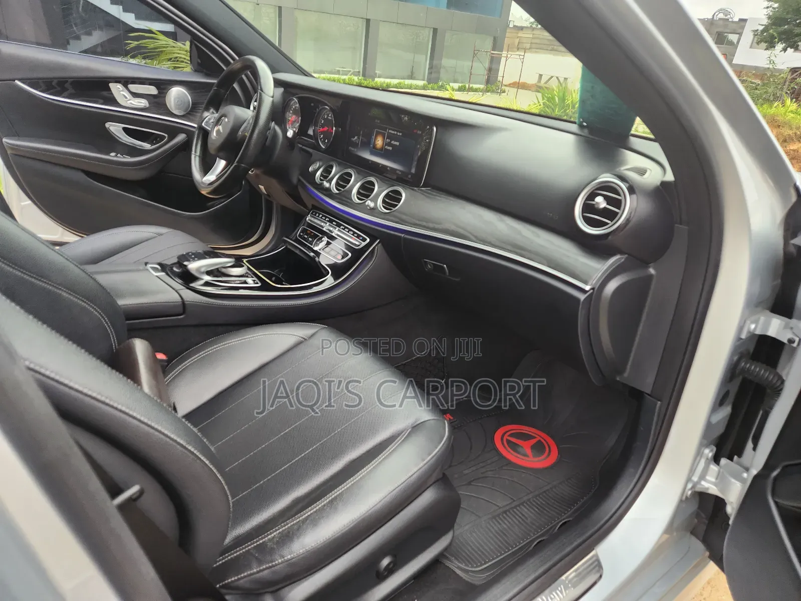 Mercedes-Benz E300 4Matic AWD Sedan (2.0L 4cyl 9A) 2017 Silver