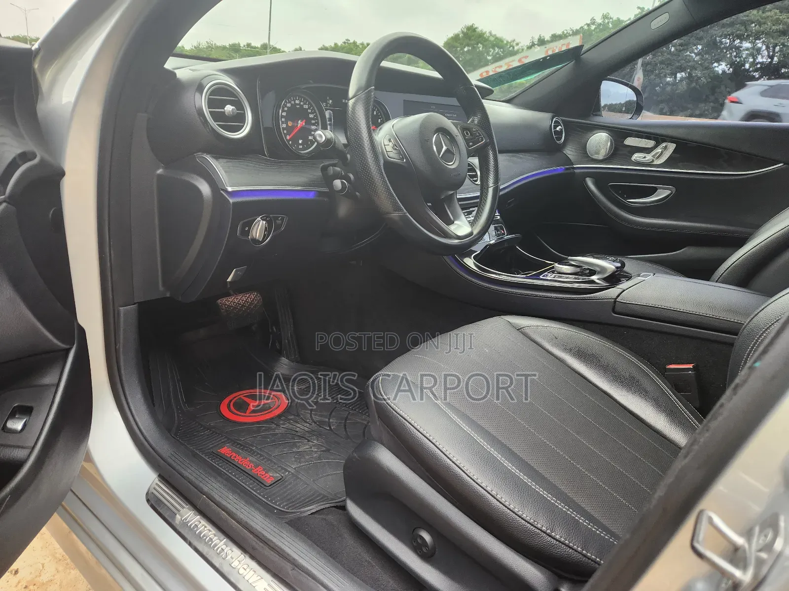Mercedes-Benz E300 4Matic AWD Sedan (2.0L 4cyl 9A) 2017 Silver