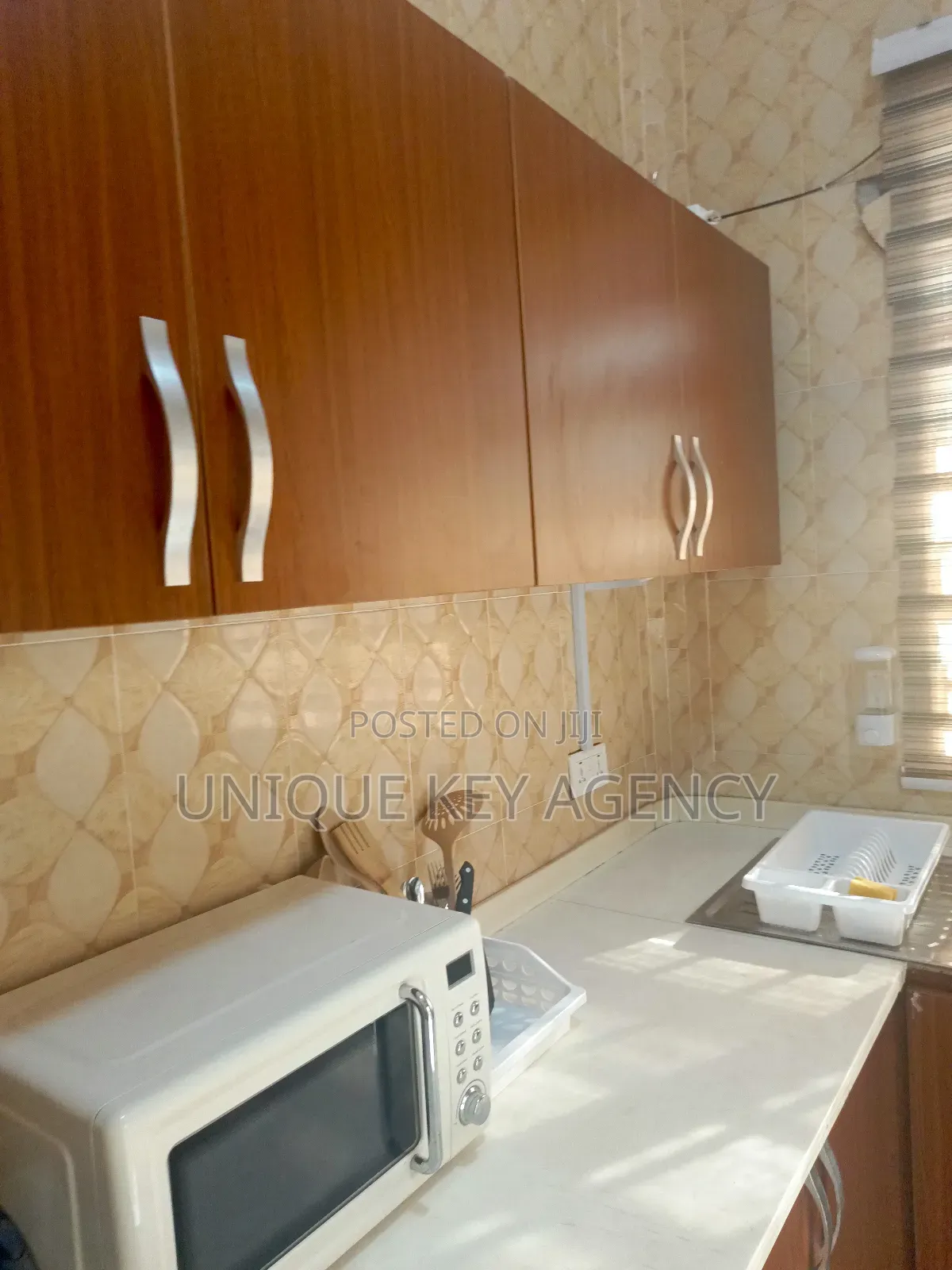 Furnished 1bdrm Apartment in Unique Key Agency, A&C Mall Area for rent