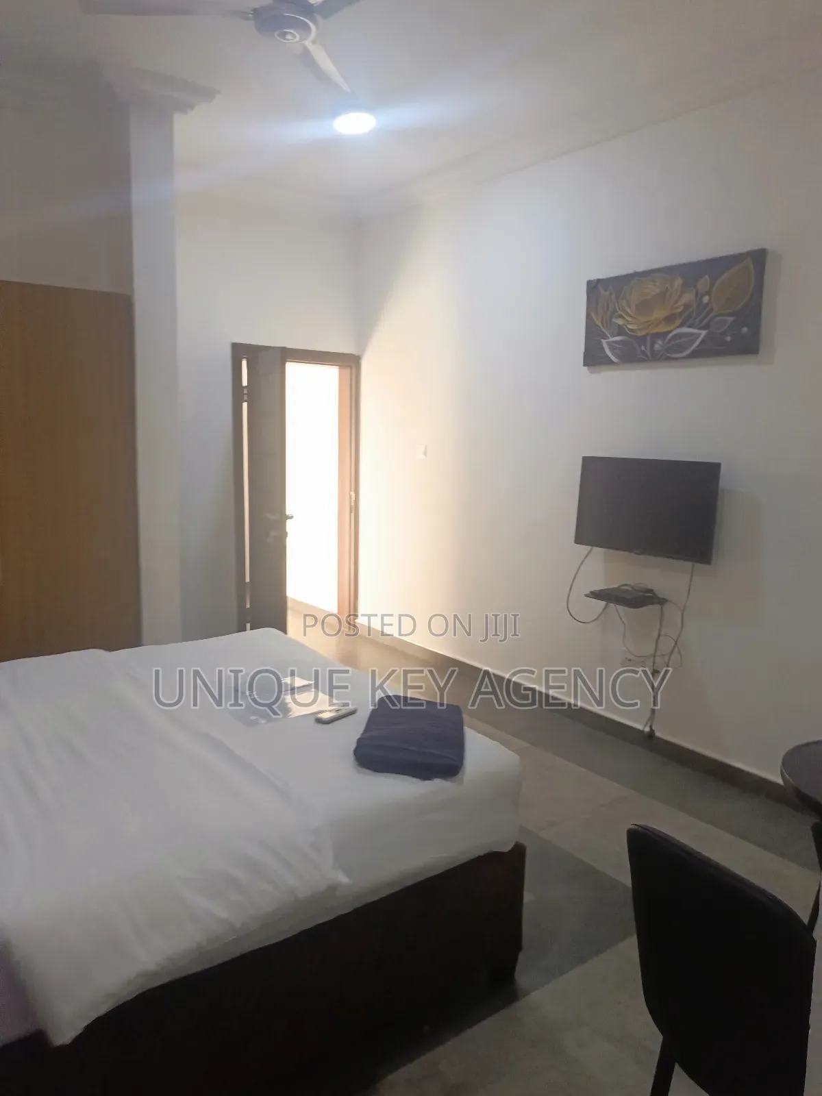 Furnished 1bdrm Apartment in Unique Key Agency, A&C Mall Area for rent
