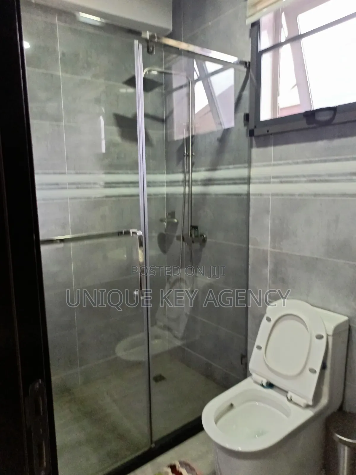 Furnished 1bdrm Apartment in Unique Key Agency, A&C Mall Area for rent