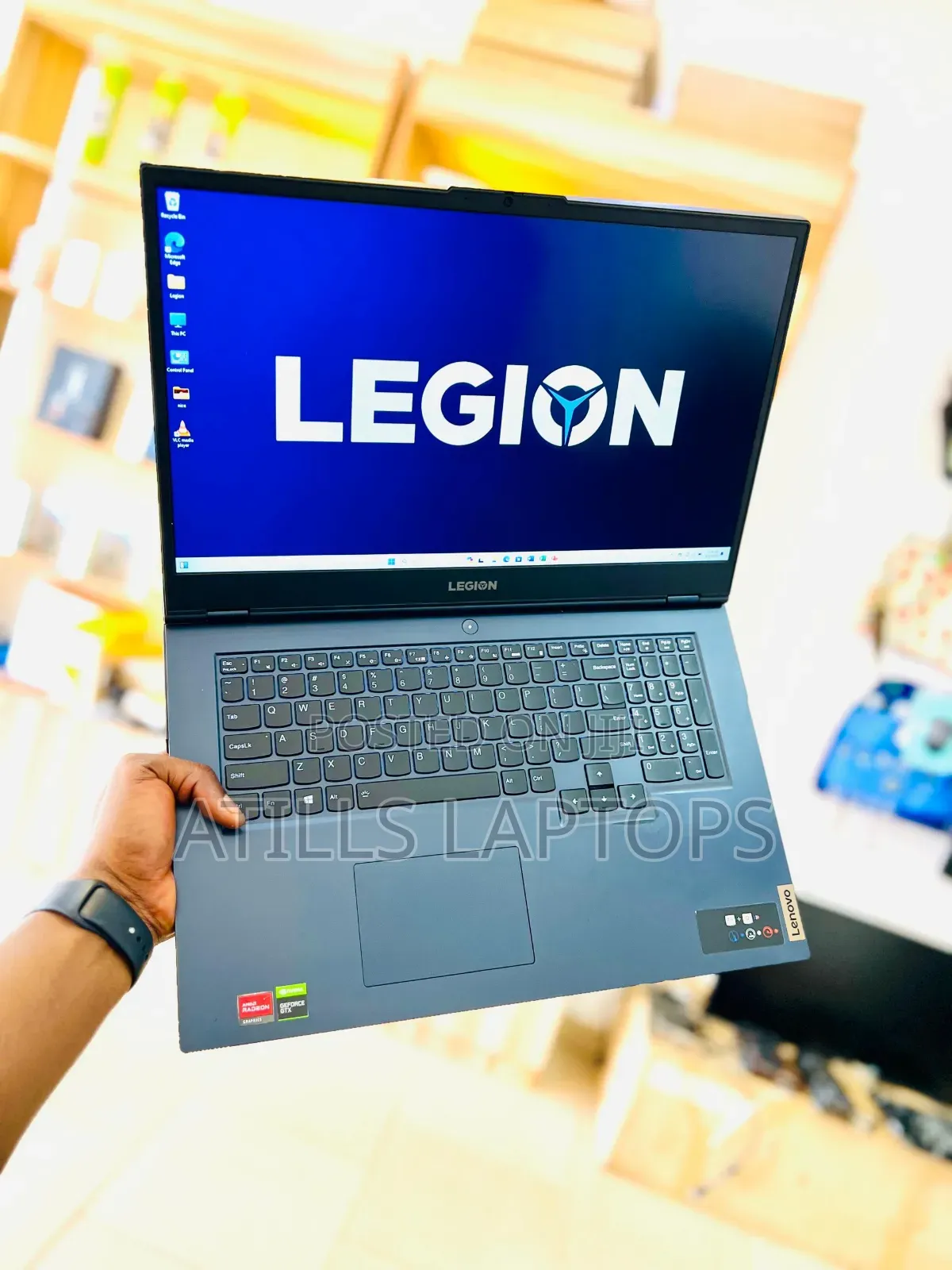 Laptop Lenovo Legion 5 16GB AMD Ryzen 5 SSHD+SSD 1.5T