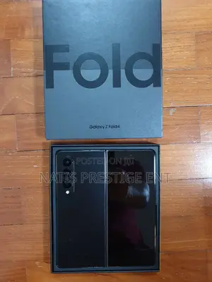 New Samsung Galaxy Z Fold4 256 GB Black