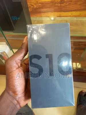 New Samsung Galaxy S10 128 GB Black