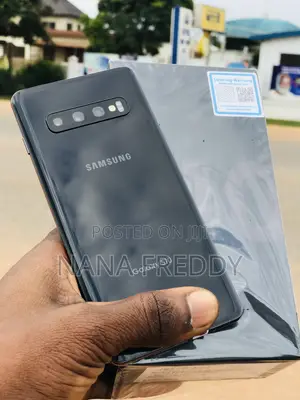 New Samsung Galaxy S10 128 GB Black