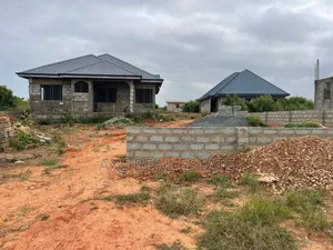Accurate Demarcation on Half Plot at Tema Community 25