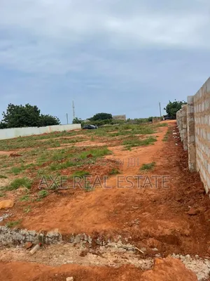Get Half Plot // Developed Location - Tema Community 25