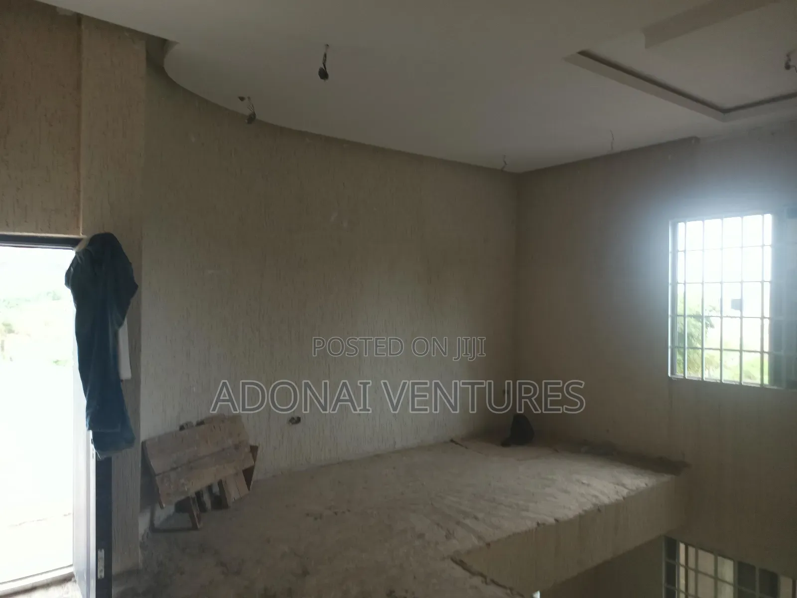 3bdrm House in Kwadaso Hilltop, Kumasi Metropolitan for sale