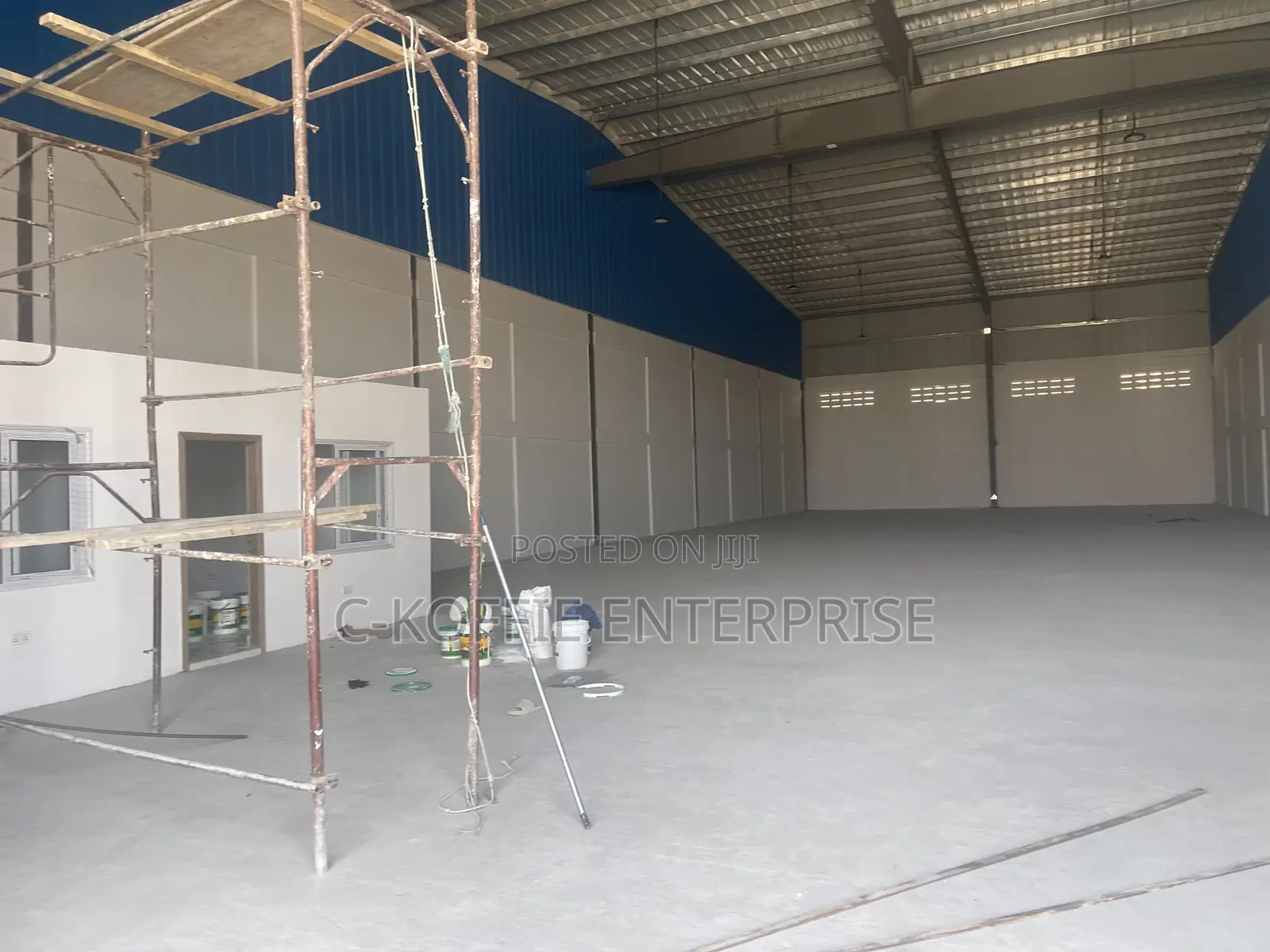 700sqm Tema- Valco Roundabout for Rent