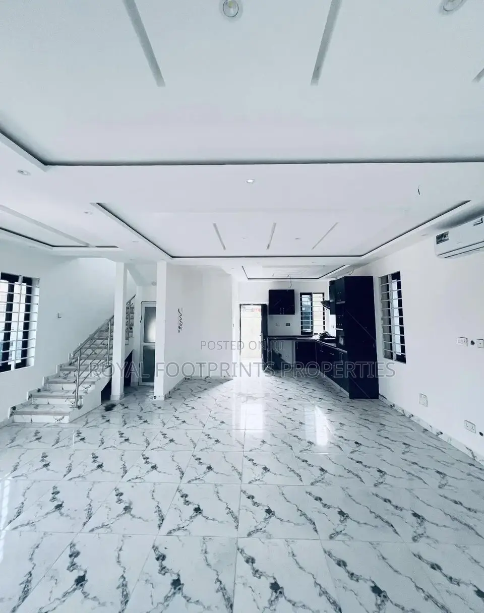 2bdrm House in Royal Footprints, Oyarifa for sale
