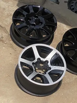 Toyota Hilux Rim 16