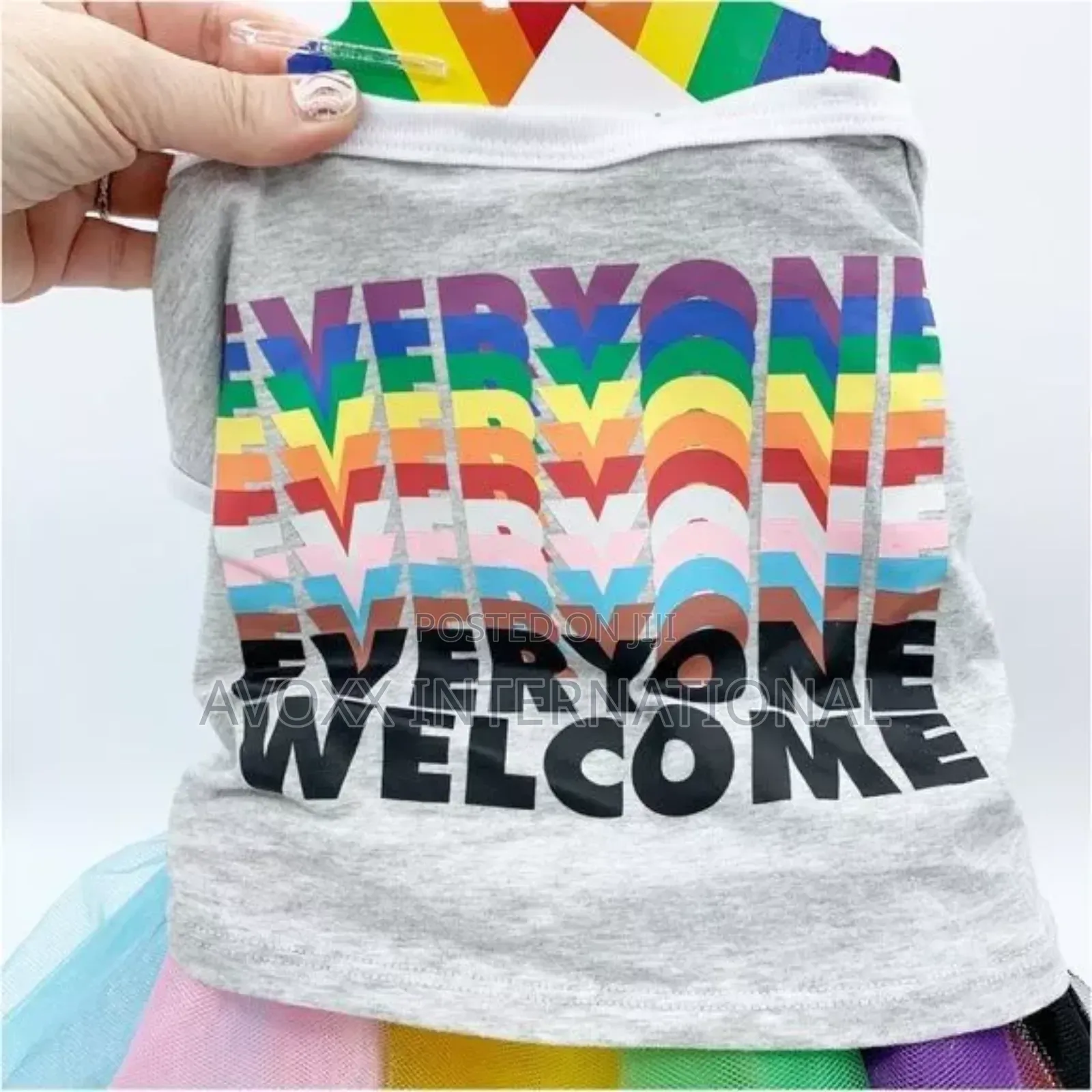 NWT Dog Cat Rainbow Gray Pullover I Love My Family Shirt