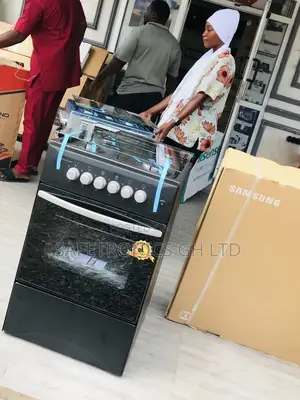 Elegant 50by50 (Black) Volcano 4 Gas Oven/Grill 