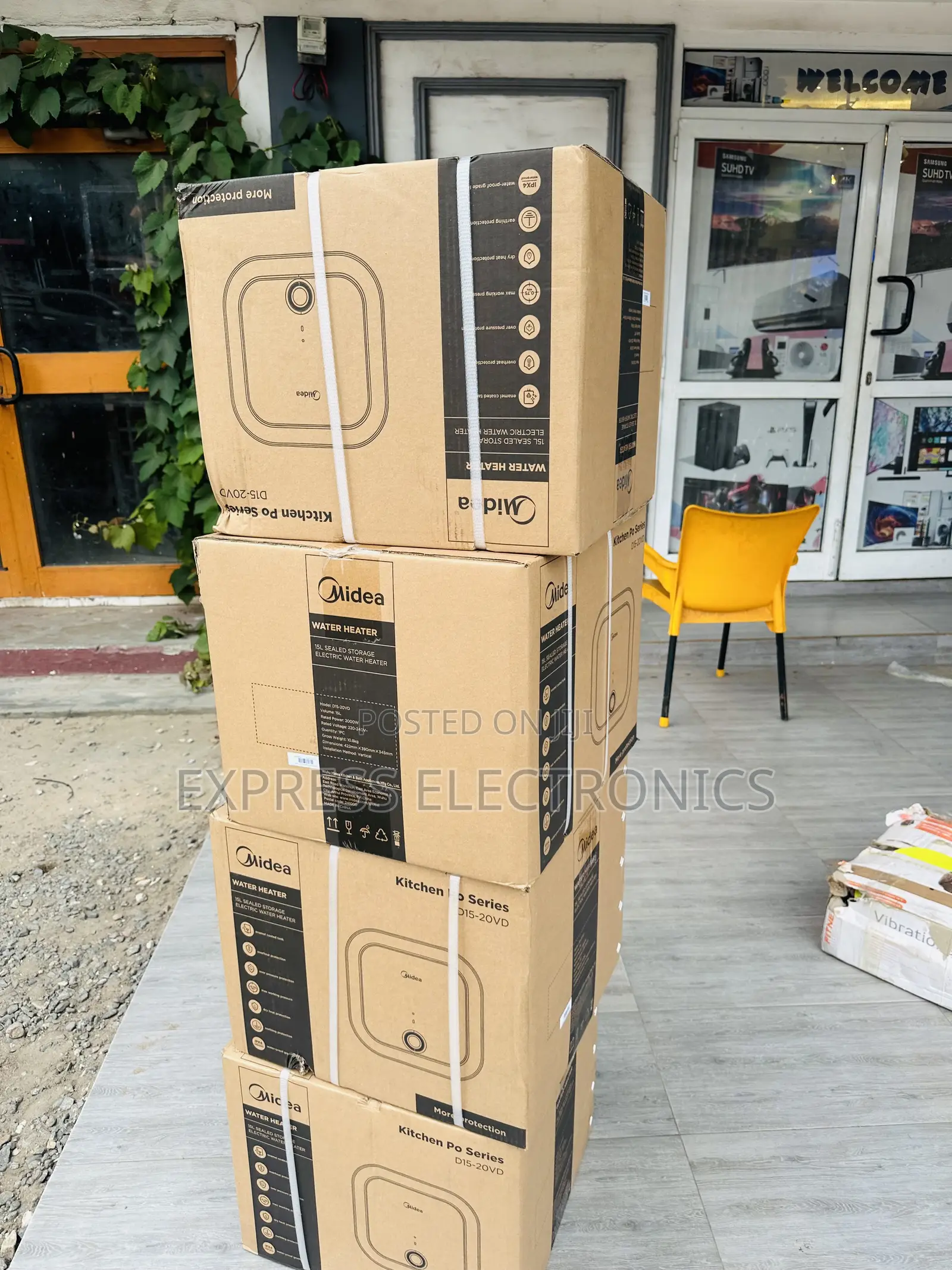 15L Water Heater MIDEA White : (2000w)