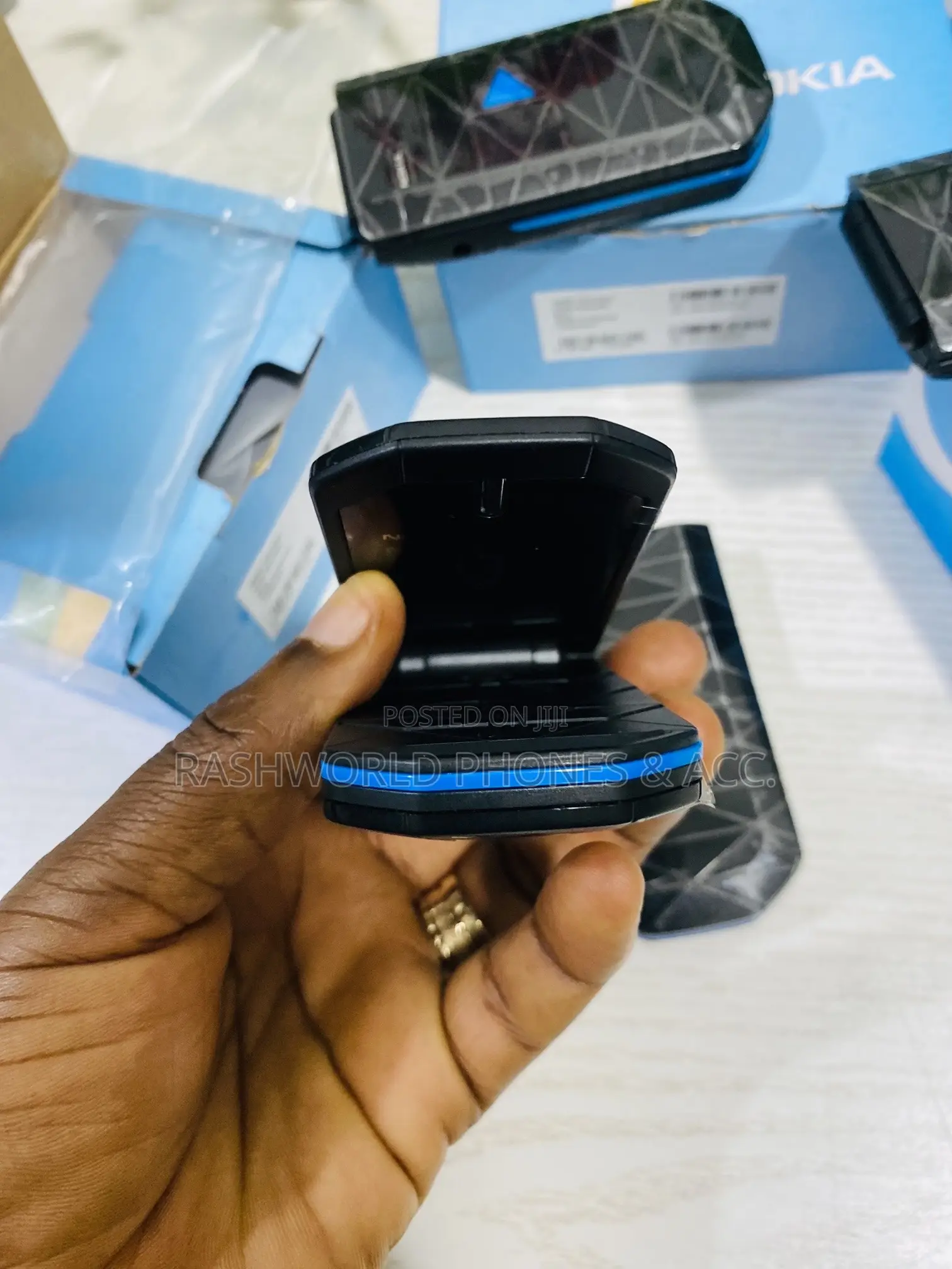 New Nokia 7070 Prism Black