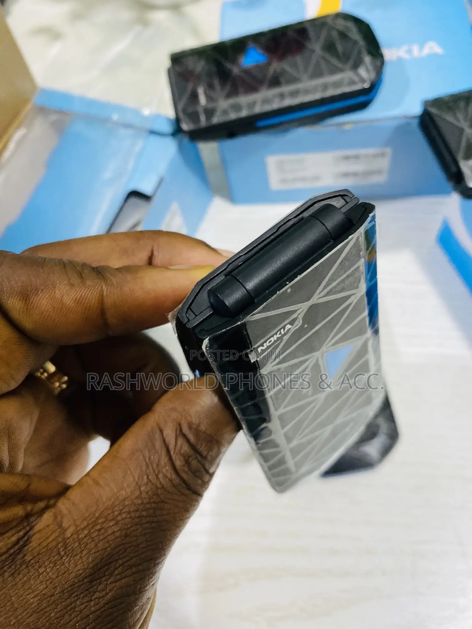 New Nokia 7070 Prism Black