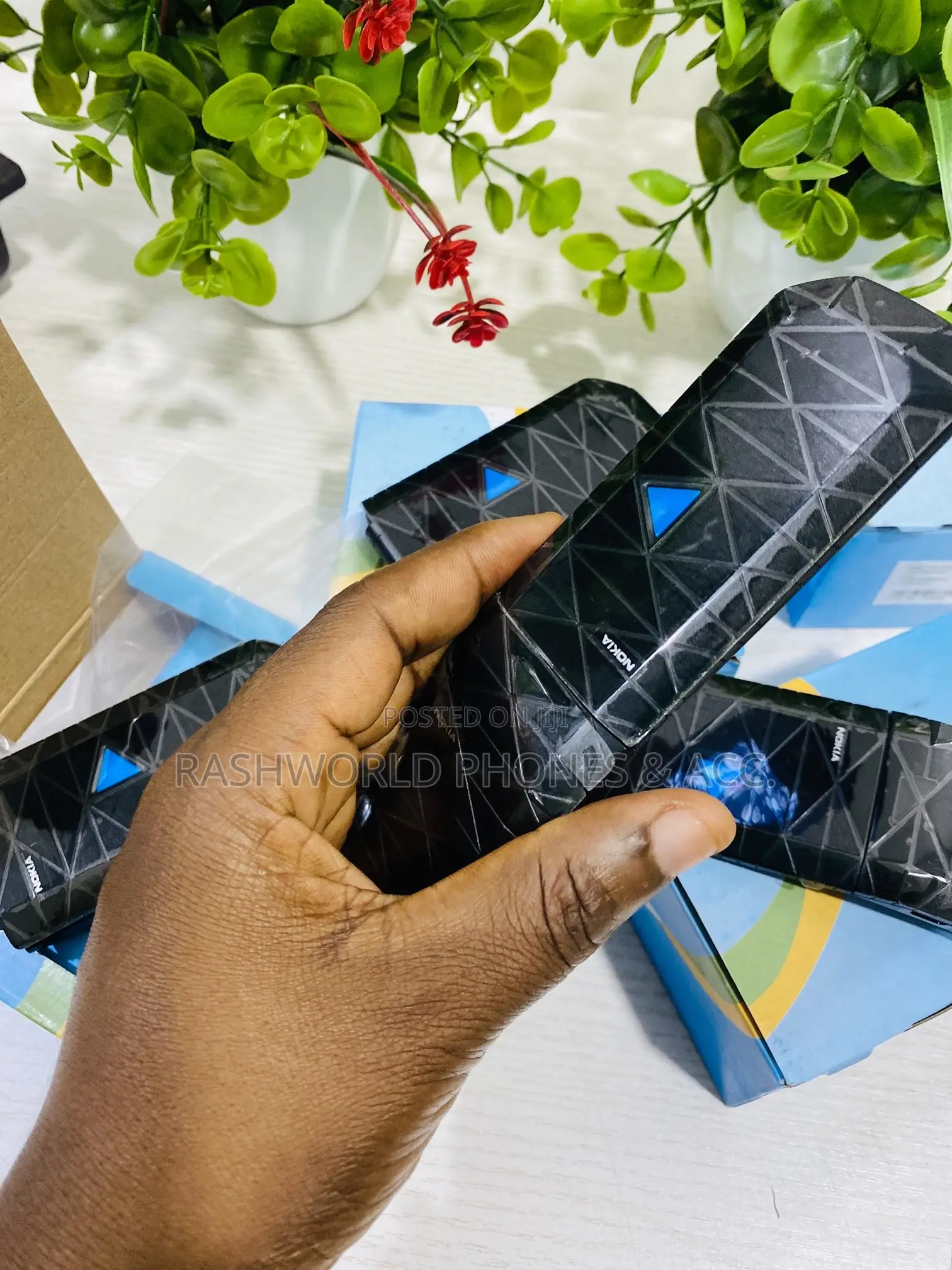 New Nokia 7070 Prism Black