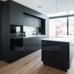 Kitchen Cabinet With Island (Heartin)