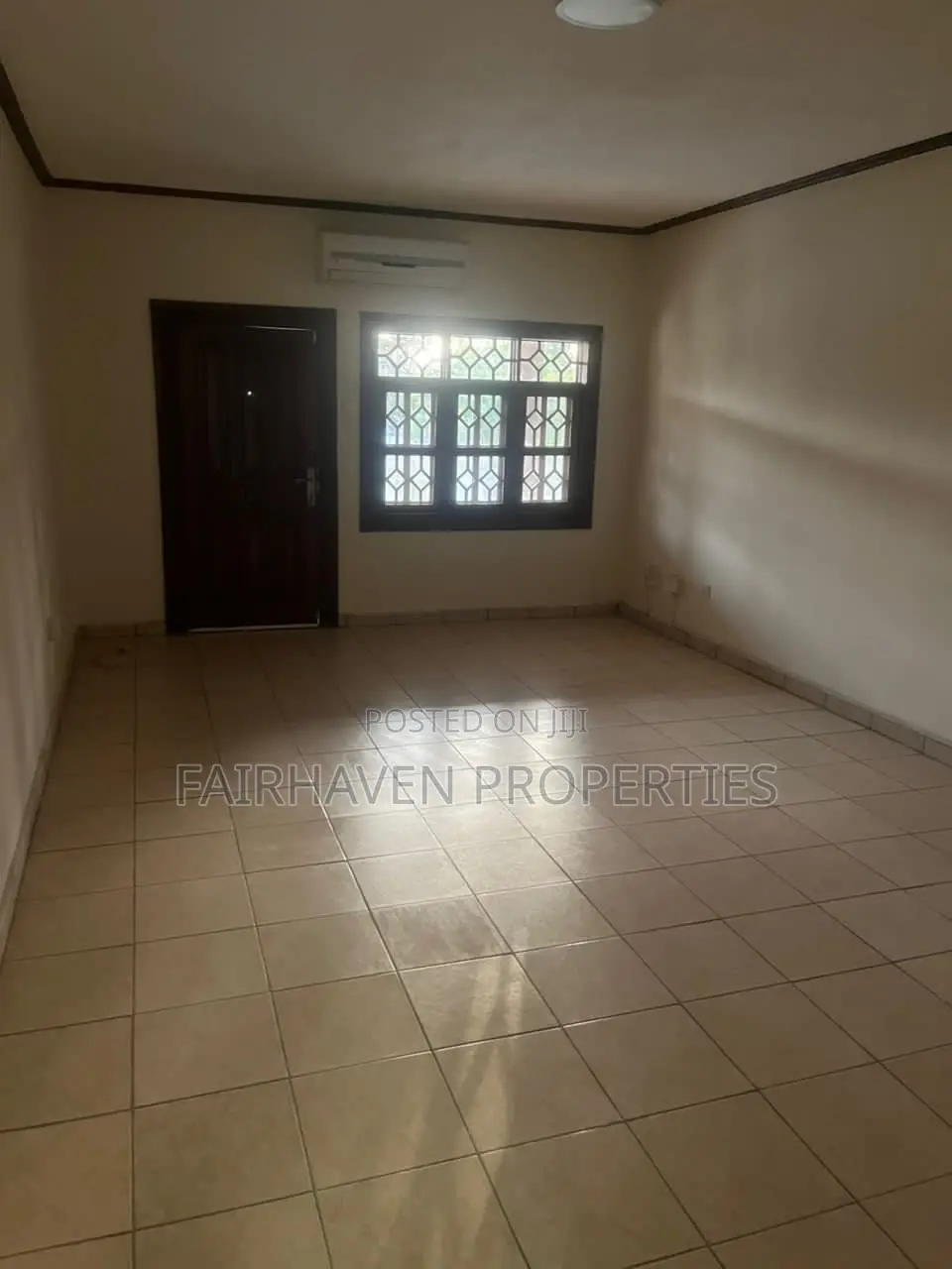 7bdrm House in Fairhaven, Cantonments for rent