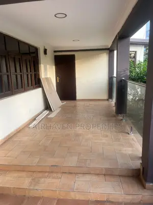 7bdrm House in Fairhaven, Cantonments for rent