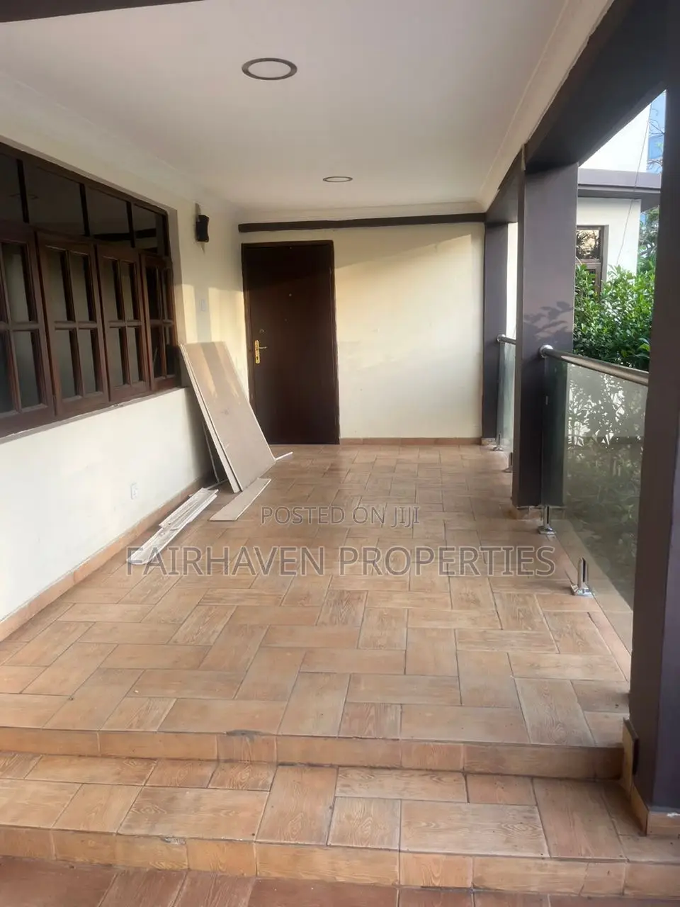 7bdrm House in Fairhaven, Cantonments for rent