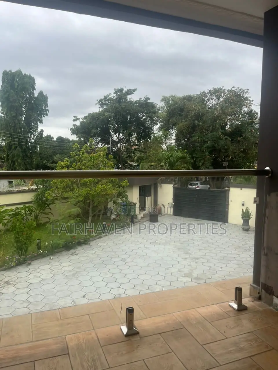 7bdrm House in Fairhaven, Cantonments for rent