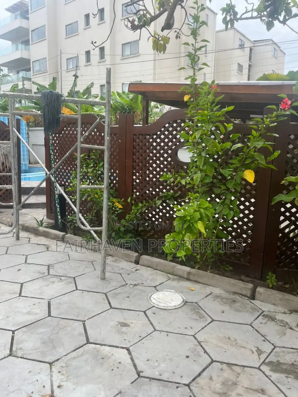 7bdrm House in Fairhaven, Cantonments for rent
