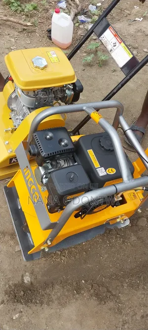 Plate Compactor for Hiring