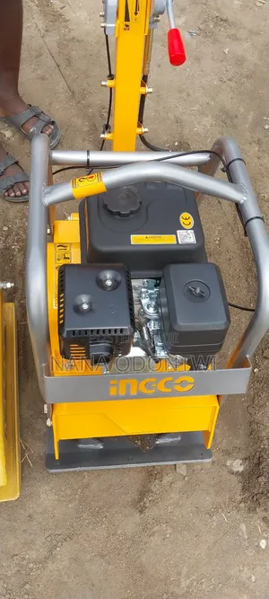 Plate Compactor for Hiring