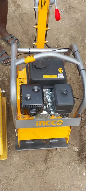 Plate Compactor for Hiring