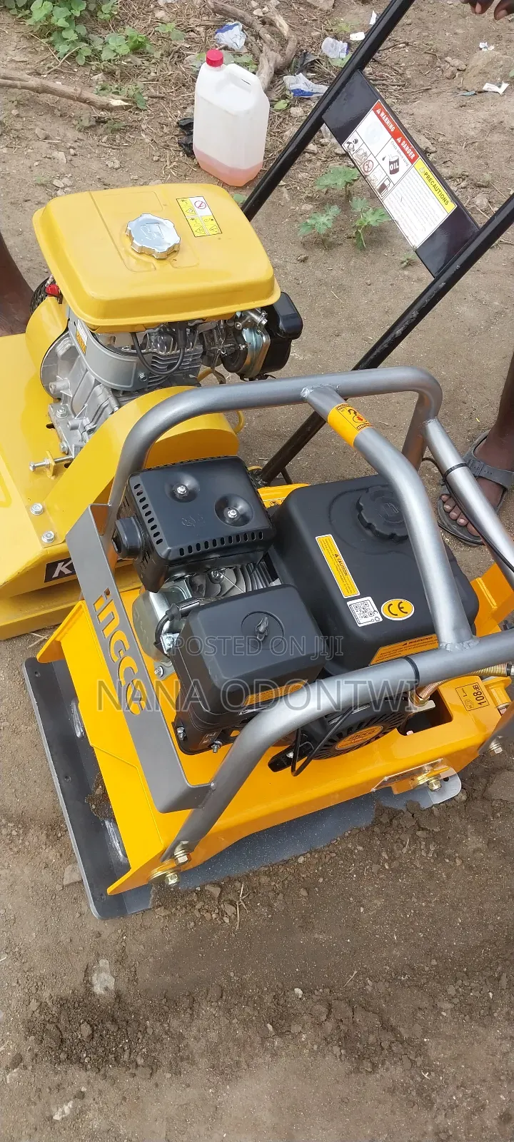 Plate Compactor for Hiring