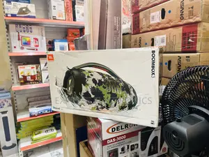 Enjoy  Cool Sound With Boombox 3