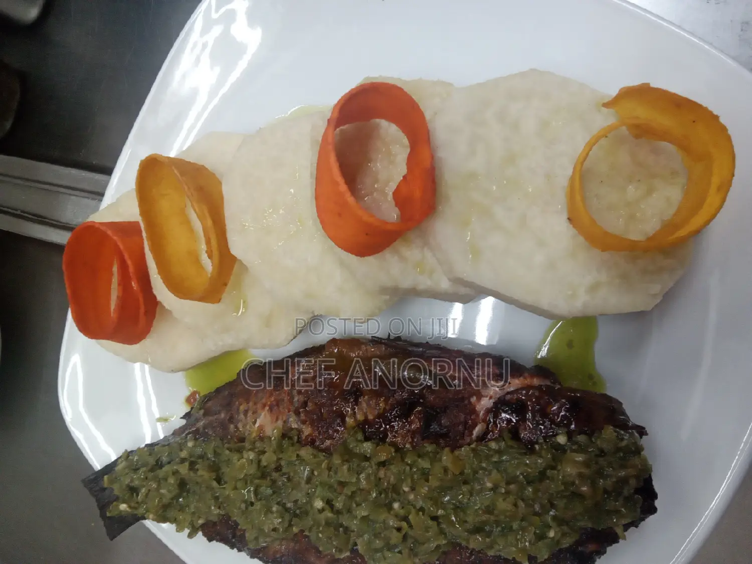 Junior Sous Chef/Sr. Chef De Partie