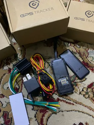 GPS Tracker for Vehicles/Motors, Duoiot Dv241 Without Microphone